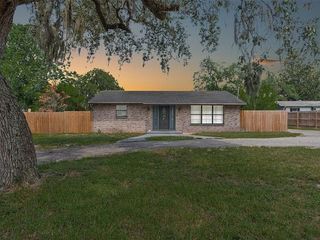 Foreclosed Home - 12703 HICKS RD, 34669