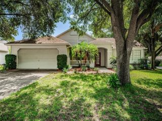 Foreclosed Home - 953 GALLITON WAY, 34684