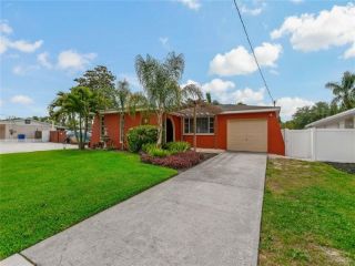 Foreclosed Home - 51 CYPRESS DR, 34684