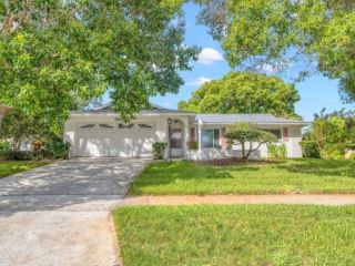 Foreclosed Home - 1212 TIMBERBROOKE DR, 34684