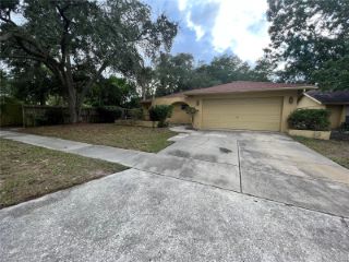 Foreclosed Home - 3101 CARRIAGE DR, 34684