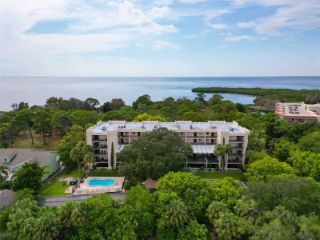 Foreclosed Home - 206 TARPON POINT, 34689