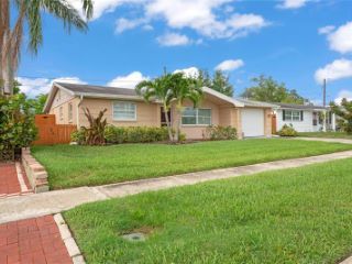 Foreclosed Home - 5520 BAROQUE DR, 34690