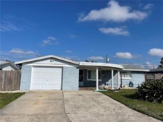 Foreclosed Home - 3807 CEDARWOOD DR, 34691