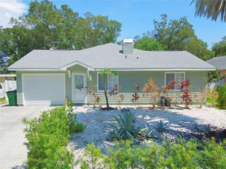 Foreclosed Home - 2951 BAY VIEW DR, 34695