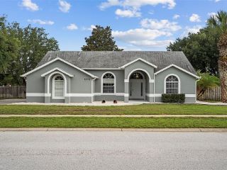 Foreclosed Home - 12719 PINE ARBOR DR, 34711