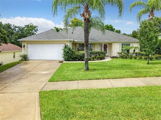 Foreclosed Home - 545 GENTLE BREEZE DR, 34715