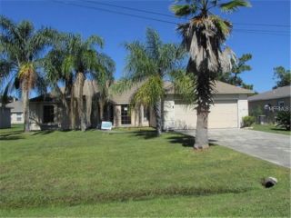 Foreclosed Home - 713 Dromedary Dr, 34759