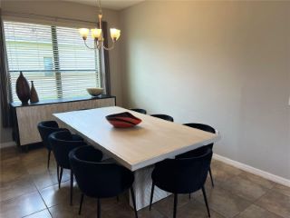 Foreclosed Home - List 100772098