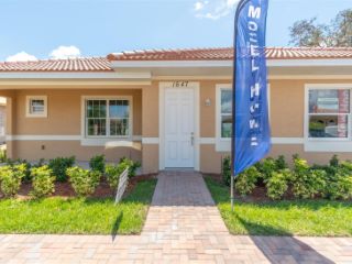Foreclosed Home - List 101365439