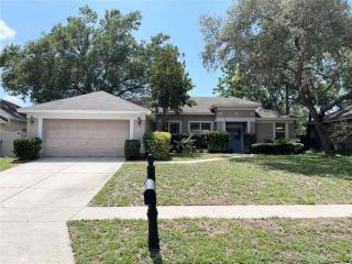 Foreclosed Home - 1756 SPARKLING WATER CIR, 34761