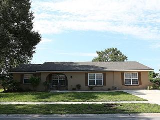 Foreclosed Home - 1303 PINEWOOD LN, 34761
