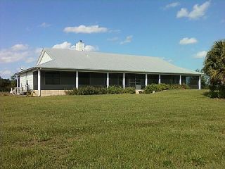 Foreclosed Home - 2700 S BROCKSMITH RD, 34945