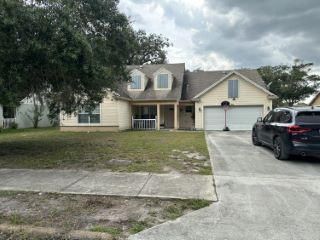 Foreclosed Home - 315 N 12TH ST, 34950