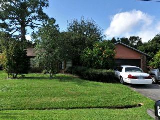 Foreclosed Home - 2058 SE PARROT ST, 34952