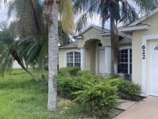 Foreclosed Home - 622 SW SARAZEN AVE, 34953