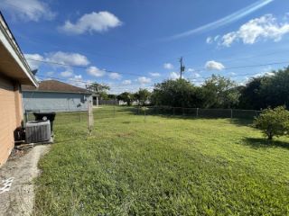 Foreclosed Home - 1649 SW CAMEO BLVD, 34953