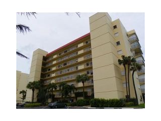 Foreclosed Home - 7410 South Ocean Dr108d, 34957