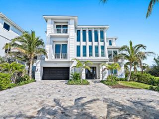 Foreclosed Home - 7916 S OCEAN DR, 34957