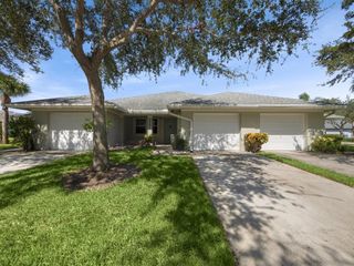 Foreclosed Home - 1751 N DOVETAIL DR, 34982