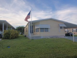 Foreclosed Home - 240 TRAVIS CAY PL, 34982