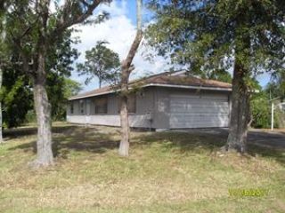 Foreclosed Home - 797 NW KILPATRICK AVE, 34983