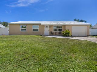 Foreclosed Home - 2065 SE WALD ST, 34984