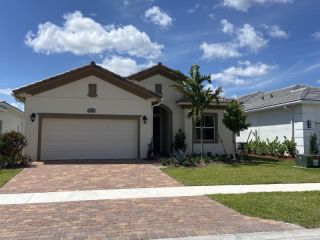 Foreclosed Home - 9182 SW PEPOLI WAY, 34987
