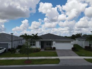 Foreclosed Home - 11517 SW LYRA DR, 34987