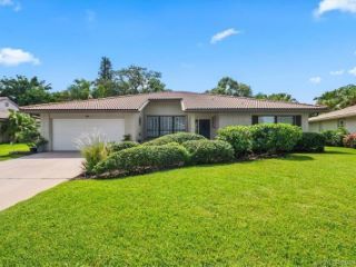 Foreclosed Home - 2201 SW STARLING DR, 34990