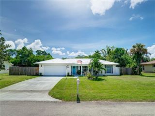 Foreclosed Home - 2433 NW EVERGLADES BLVD, 34994