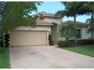 Foreclosed Home - 1490 SE LEGACY COVE CIR, 34997