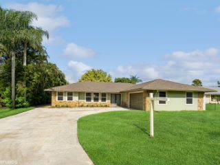 Foreclosed Home - 8040 SE COLONY DR, 34997