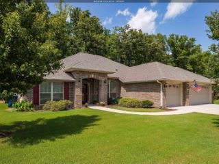 Foreclosed Home - 161 GOLDEN MEADOWS DR, 35007