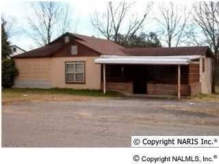 Foreclosed Home - 833 OLD CULLMAN RD SW, 35016