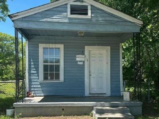 Foreclosed Home - 218 3RD AVE N, 35020