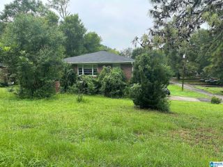 Foreclosed Home - 1310 FULTON DR, 35020