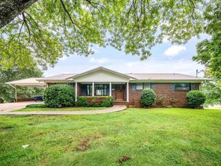 Foreclosed Home - 5029 S SHADES CREST RD, 35022