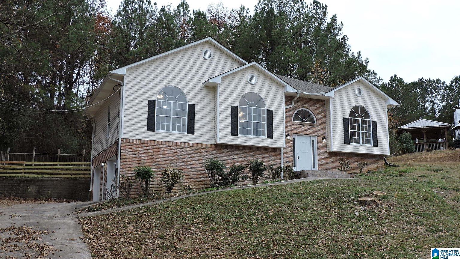 Foreclosed Home - 4362 CREEK TRCE, 35022