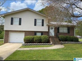 Foreclosed Home - 1679 WHITE DR, 35023