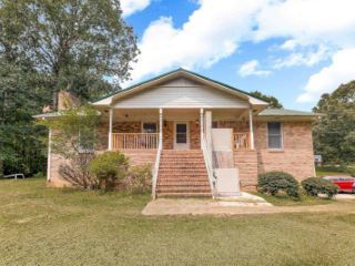 Foreclosed Home - 1241 PATTON RD, 35023