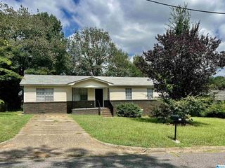 Foreclosed Home - 410 CLIO ST, 35023