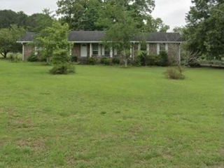 Foreclosed Home - 6046 WARRIOR RIVER RD, 35023