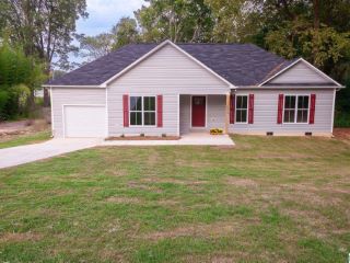 Foreclosed Home - 1210 HUEYTOWN RD, 35023
