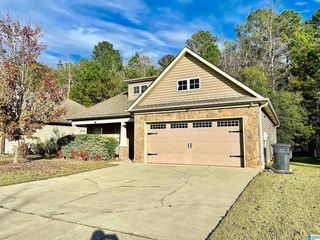 Foreclosed Home - 145 STONEBRIAR DR, 35040