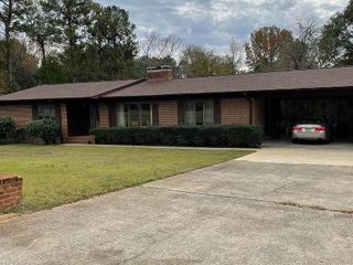 Foreclosed Home - 31 CHEAHA TRL, 35044