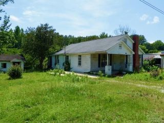 Foreclosed Home - 3801 7TH ST N, 35045