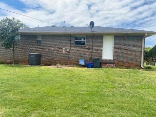 Foreclosed Home - List 100852017