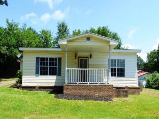 Foreclosed Home - 84 Chercola St, 35062
