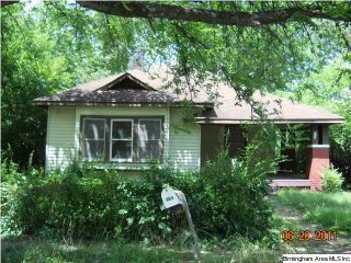 Foreclosed Home - 518 41ST ST, 35064